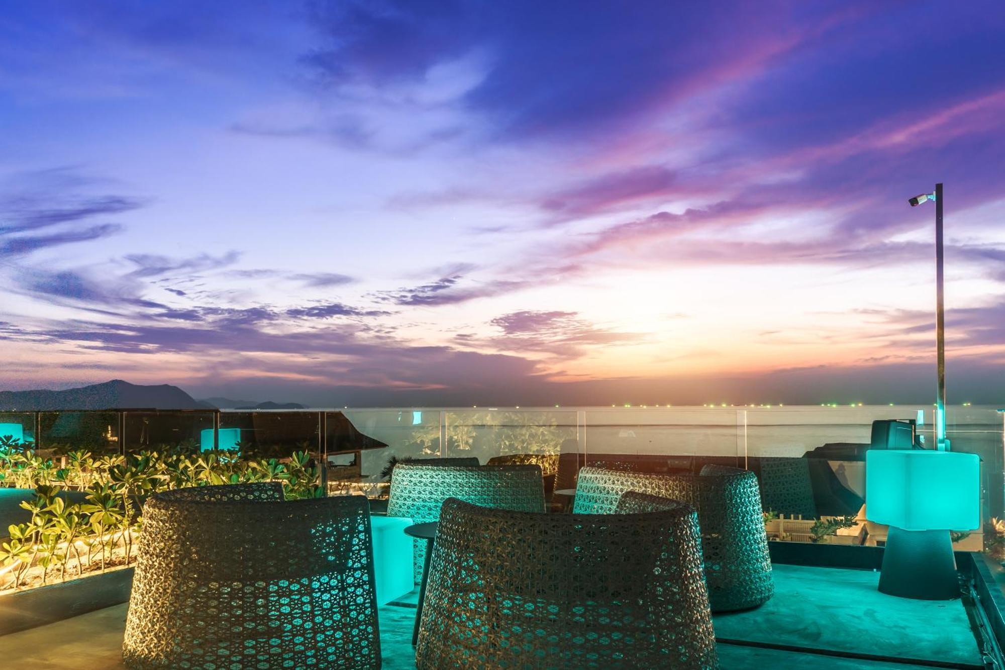 Cross Vibe Pattaya Seaphere نا جومتين المظهر الخارجي الصورة